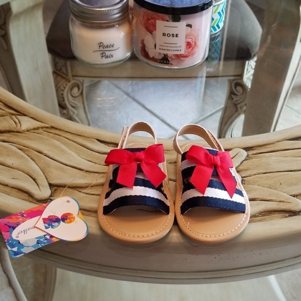 🦋3/$15💰Cute baby sandals 💥Final Price💥